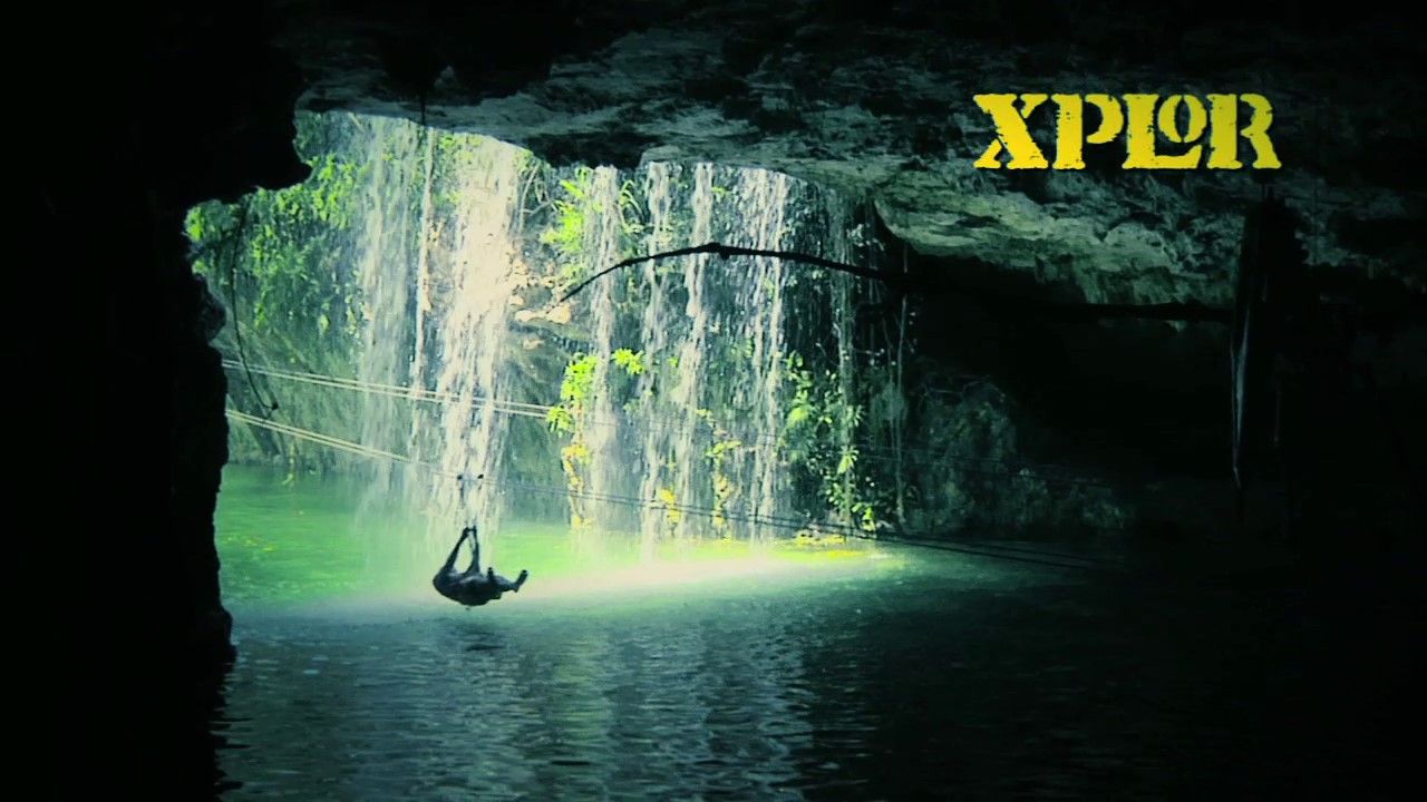 tirolesa en río subterráneo de xplor