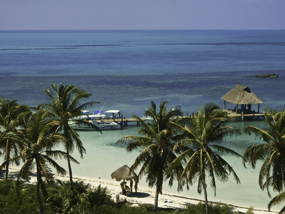 beach contoy island in México
